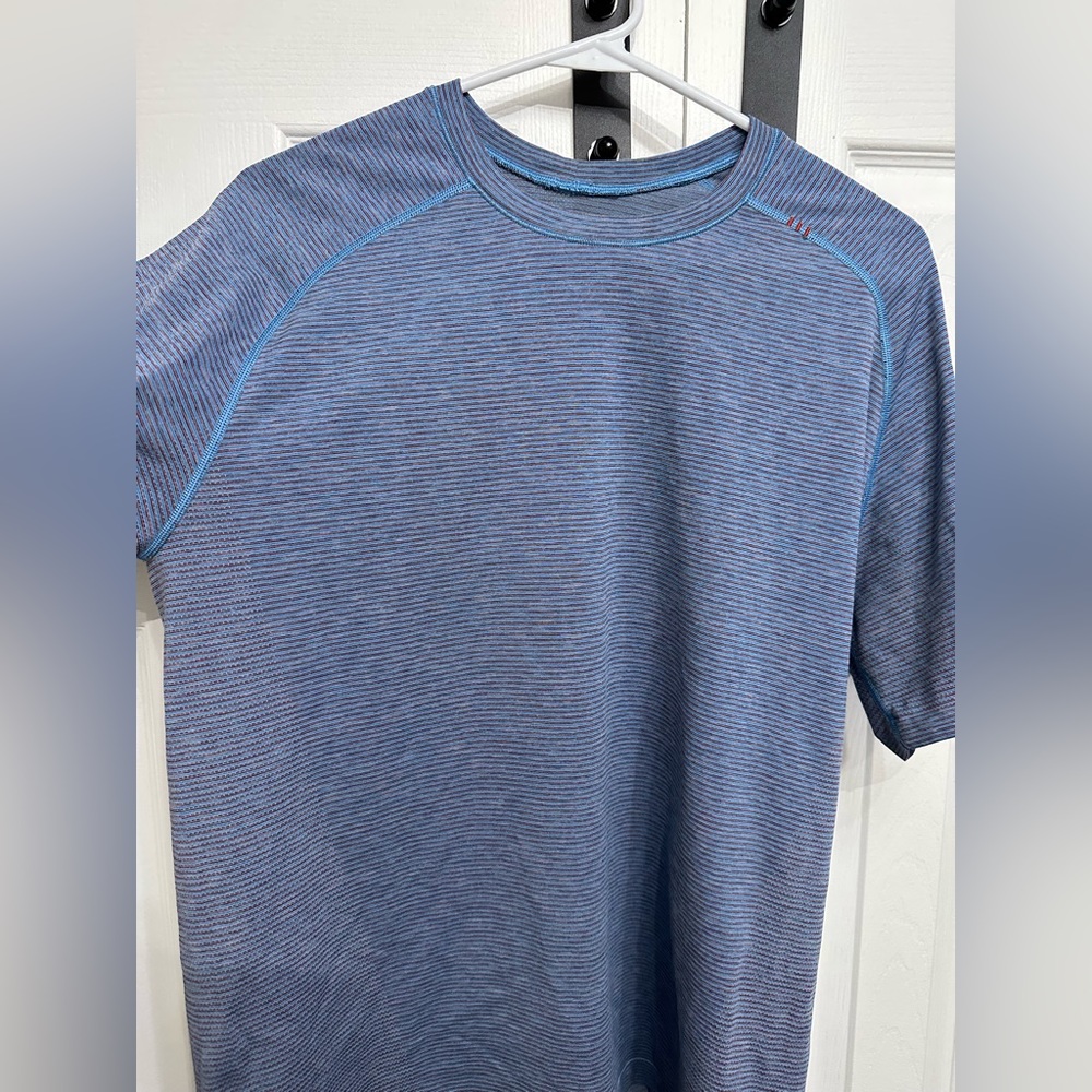 Lululemon shirt